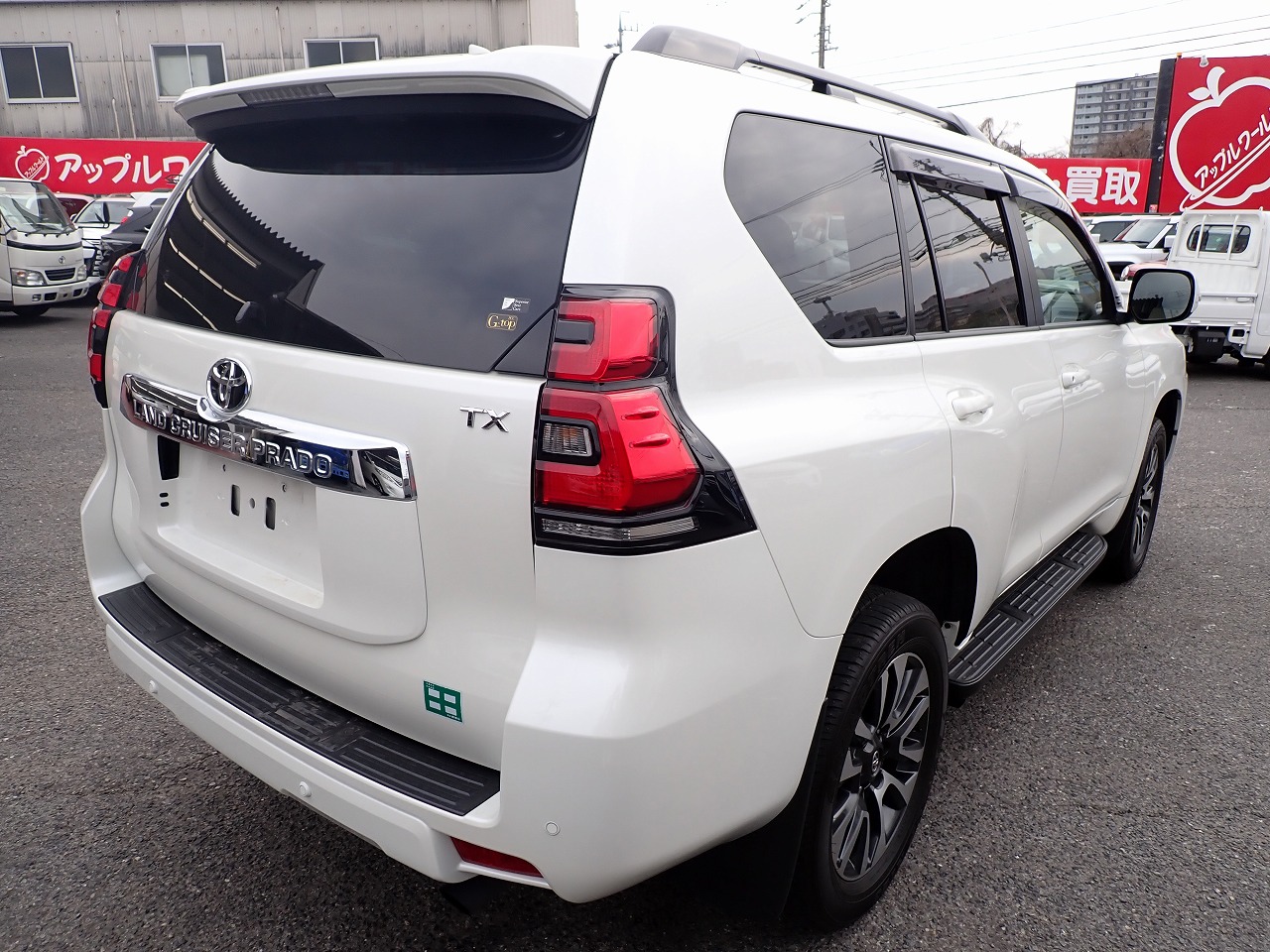 TOYOTA Land Cruiser Prado