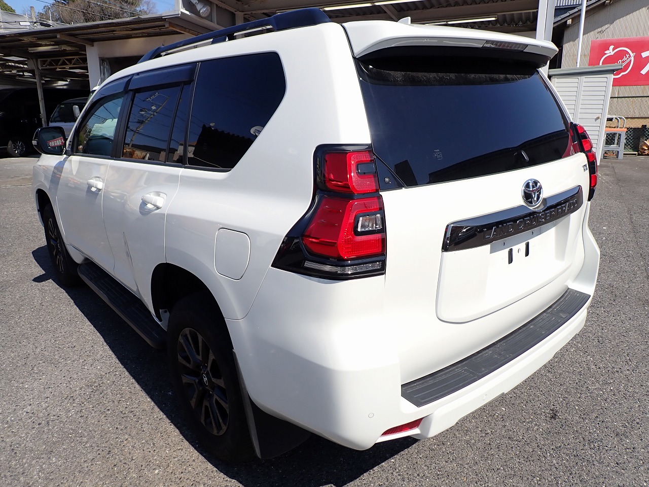 TOYOTA Land Cruiser Prado