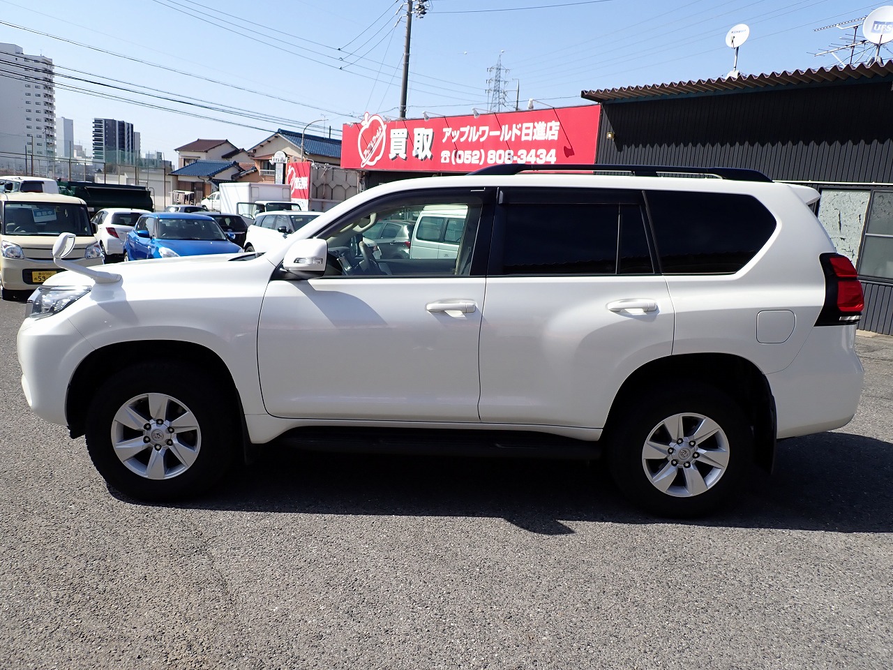 TOYOTA Land Cruiser Prado