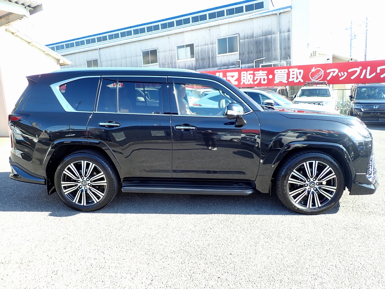 LEXUS LX