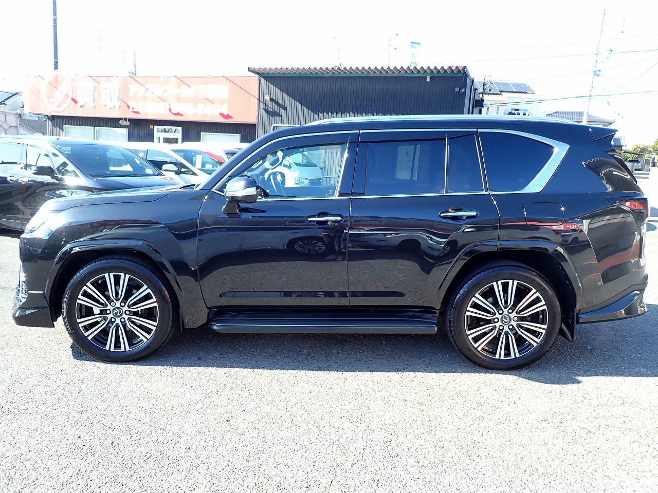 LEXUS LX