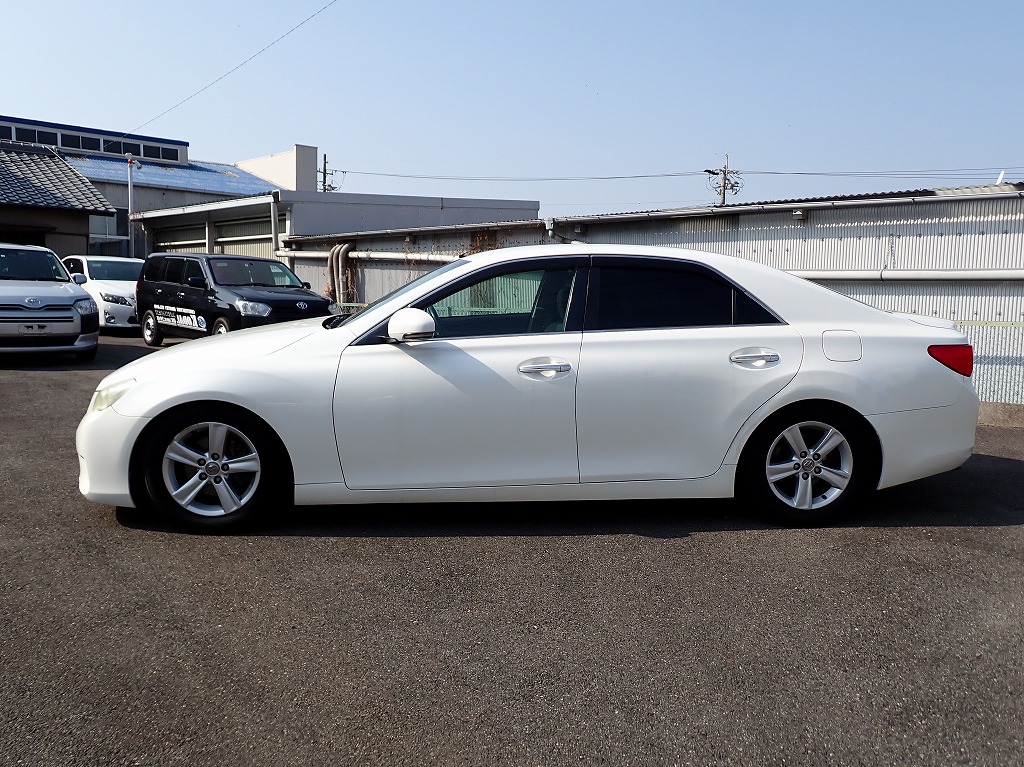 TOYOTA Mark X