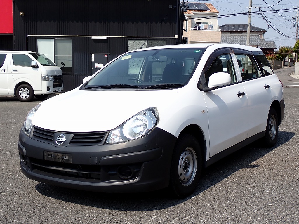 NISSAN AD Van
