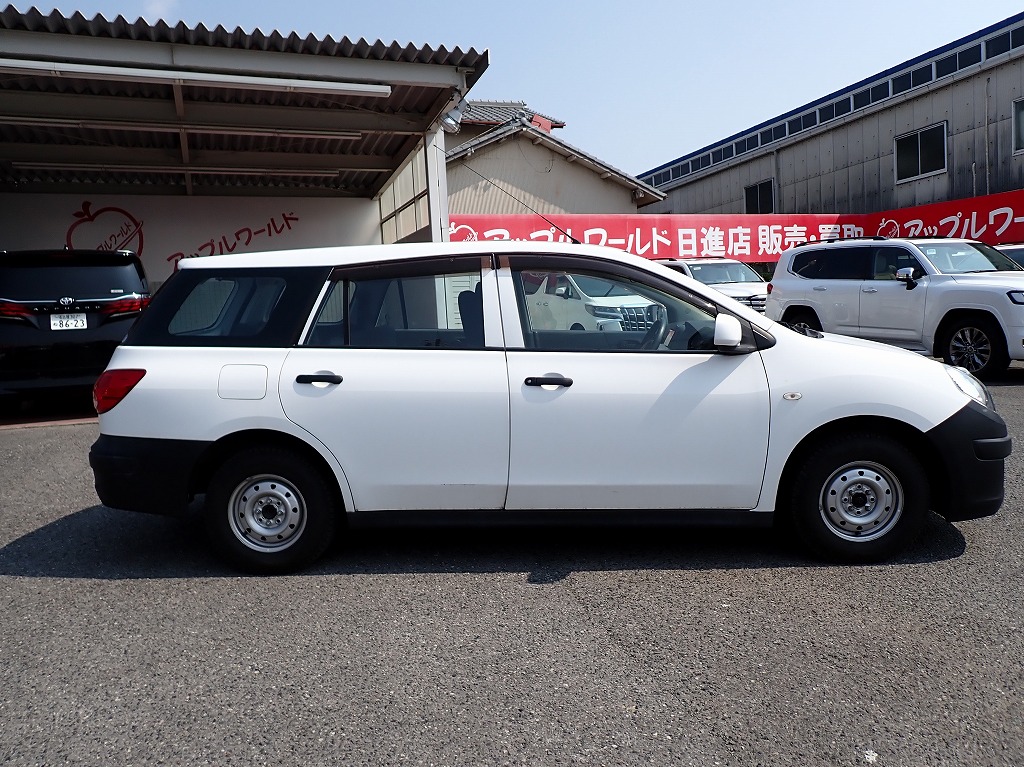 NISSAN AD Van