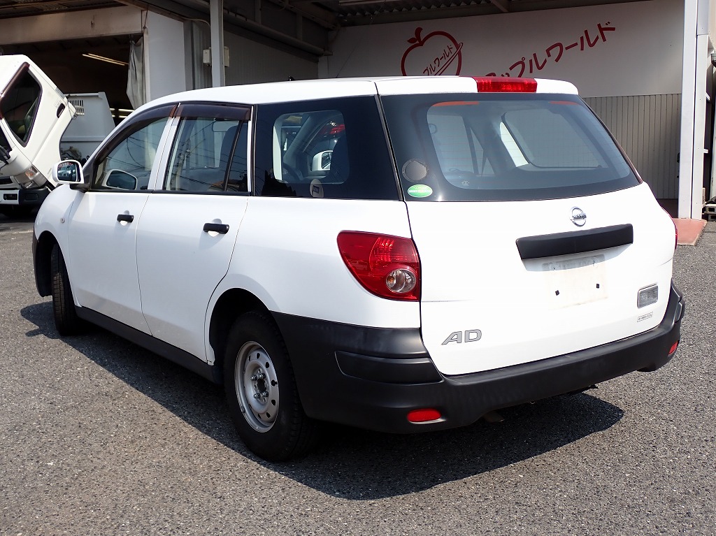 NISSAN AD Van