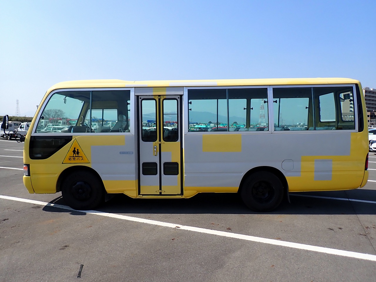 TOYOTA Coaster