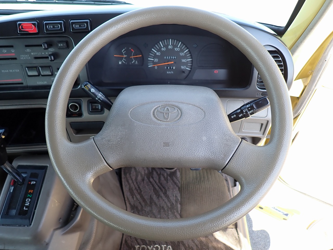 TOYOTA Coaster