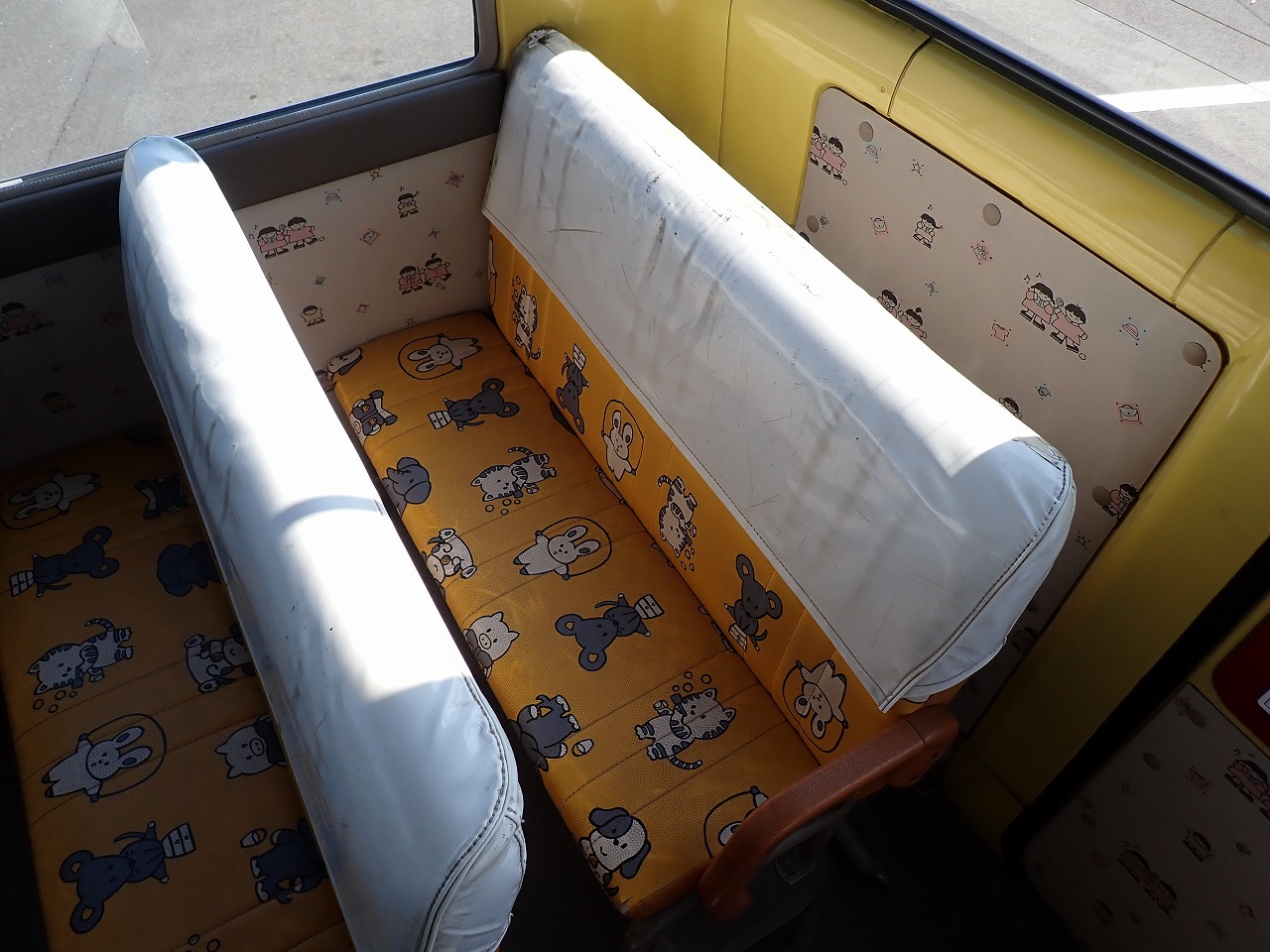 TOYOTA Coaster