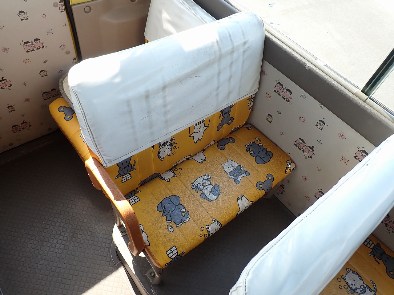 TOYOTA Coaster