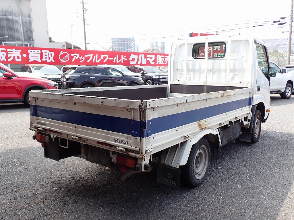 TOYOTA Dyna Truck