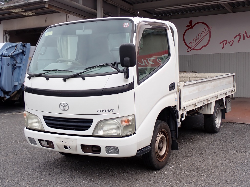 TOYOTA Dyna Truck