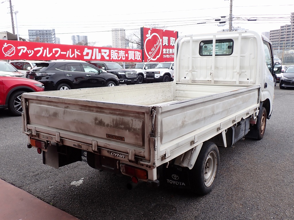 TOYOTA Dyna Truck