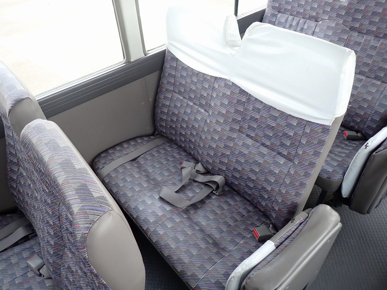 NISSAN Civilian Bus