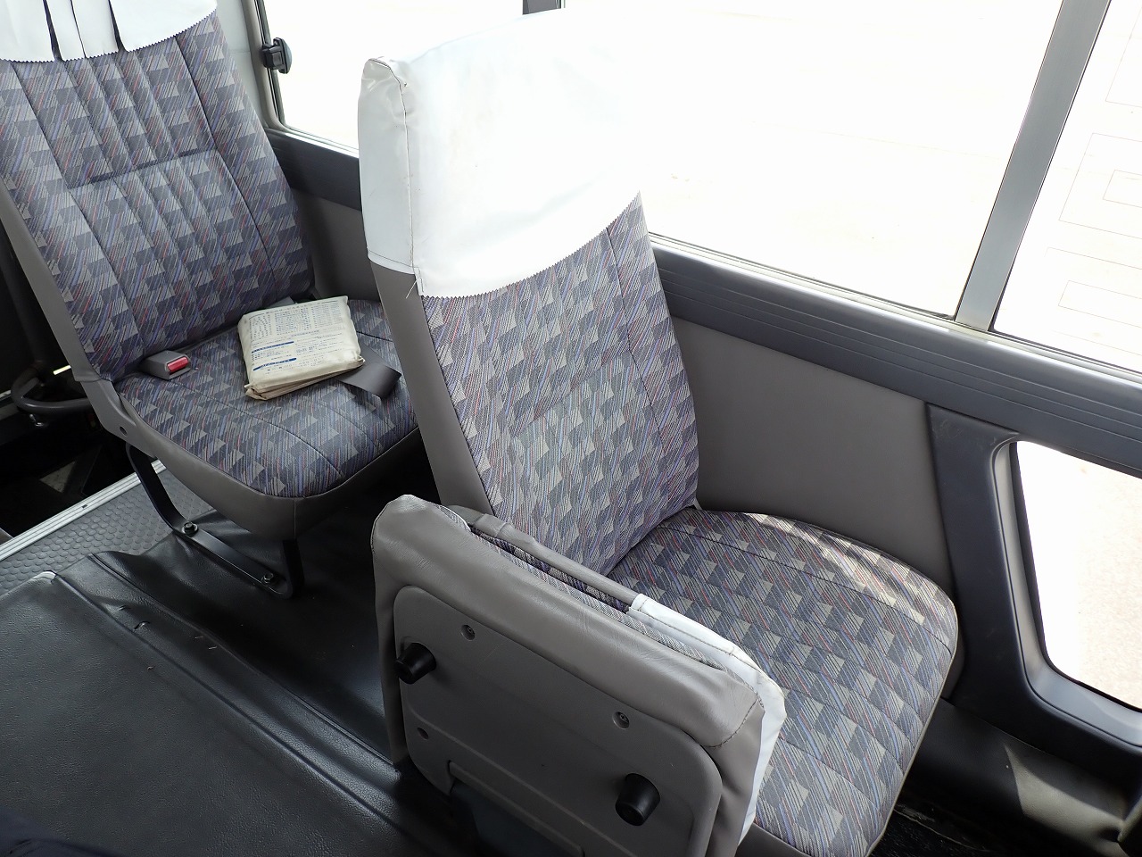 NISSAN Civilian Bus