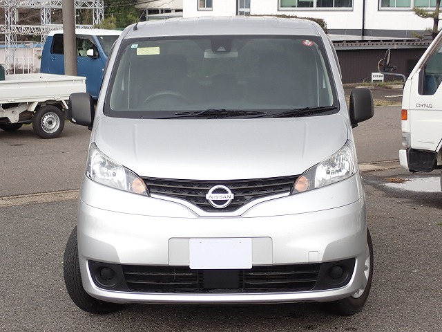 NISSAN NV 200 VANETTE