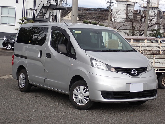 NISSAN NV 200 VANETTE