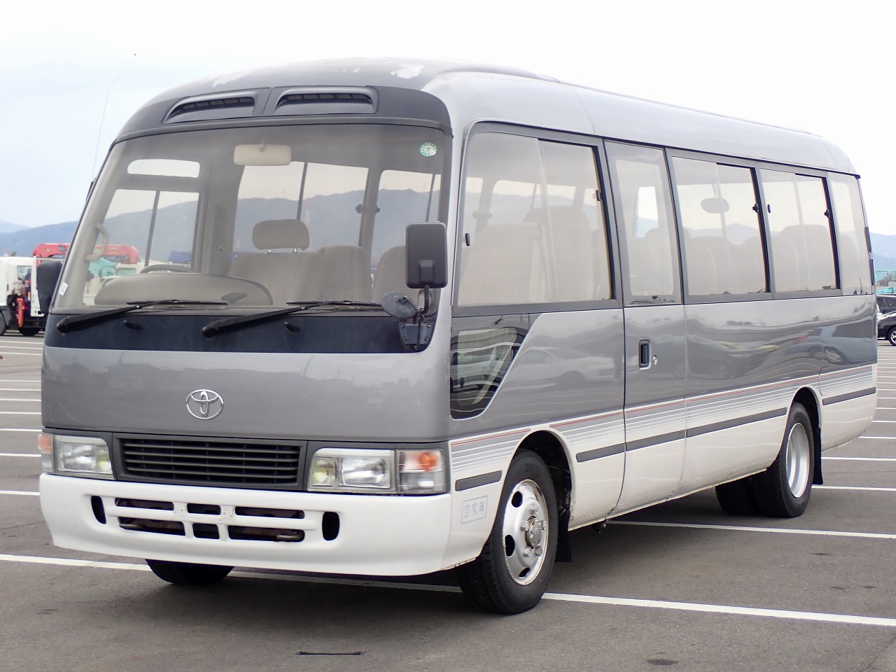 TOYOTA Coaster