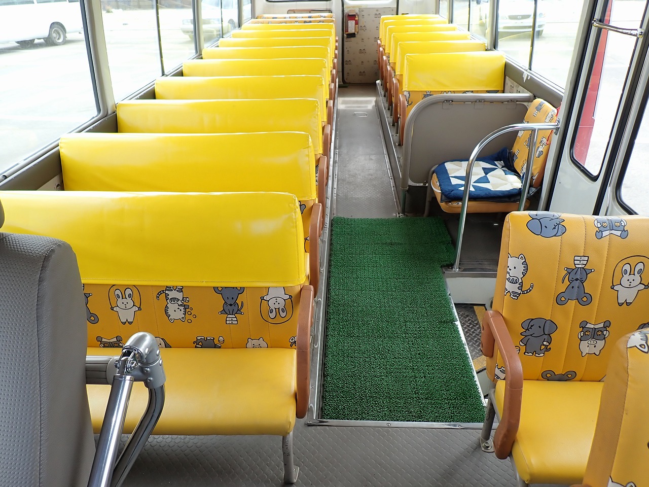 TOYOTA Coaster