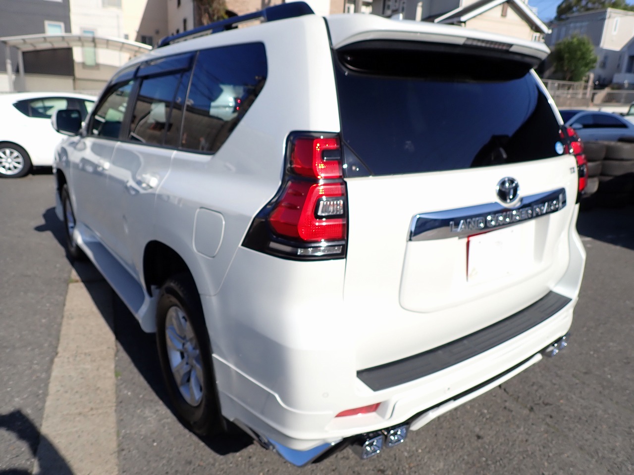 TOYOTA Land Cruiser Prado