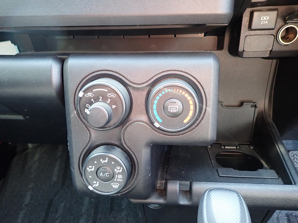 MAZDA Familia Van