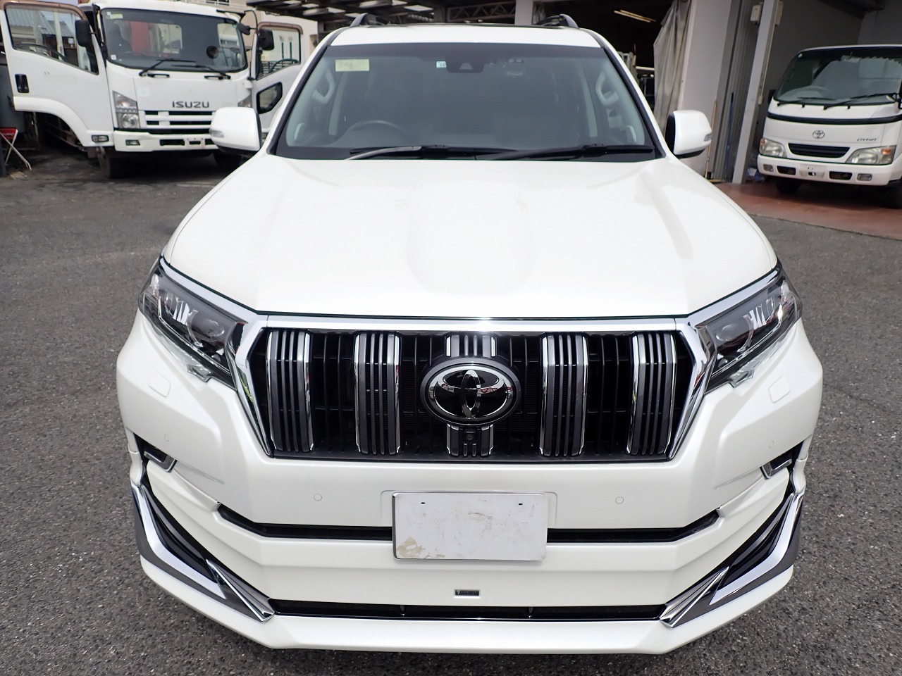 TOYOTA Land Cruiser Prado