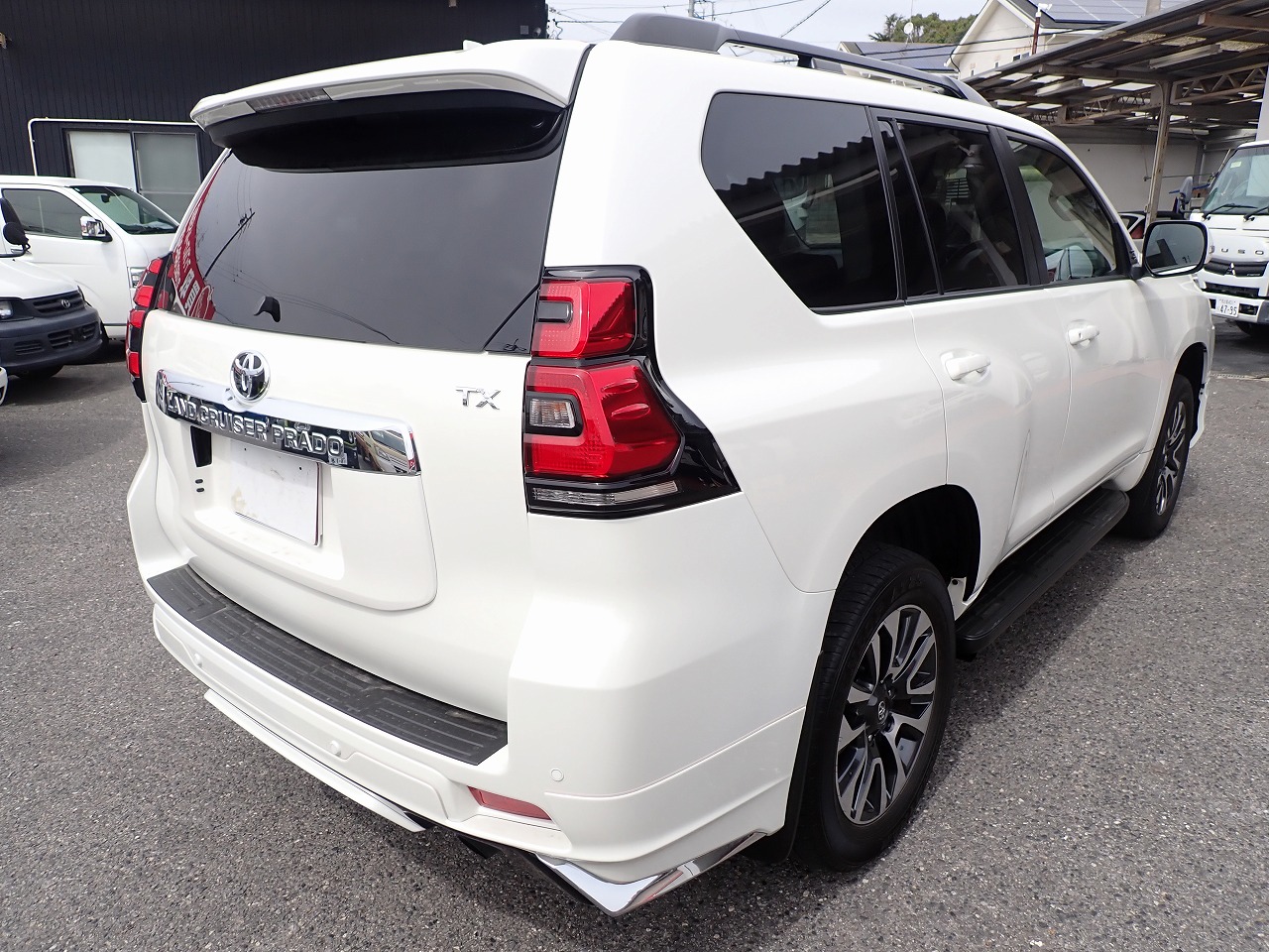 TOYOTA Land Cruiser Prado