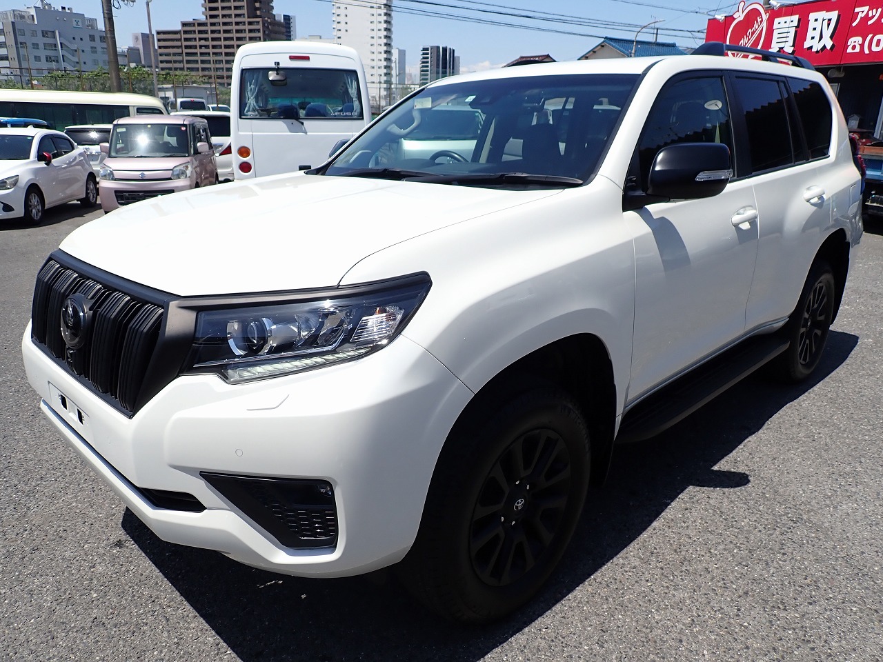 TOYOTA Land Cruiser Prado