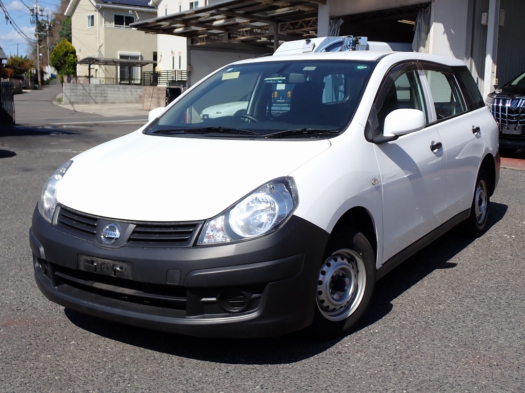 NISSAN AD Van