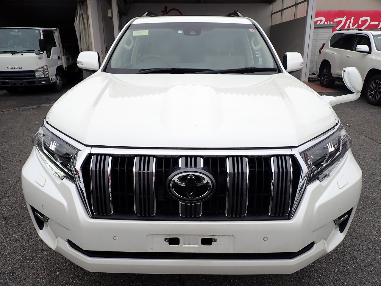 TOYOTA Land Cruiser Prado