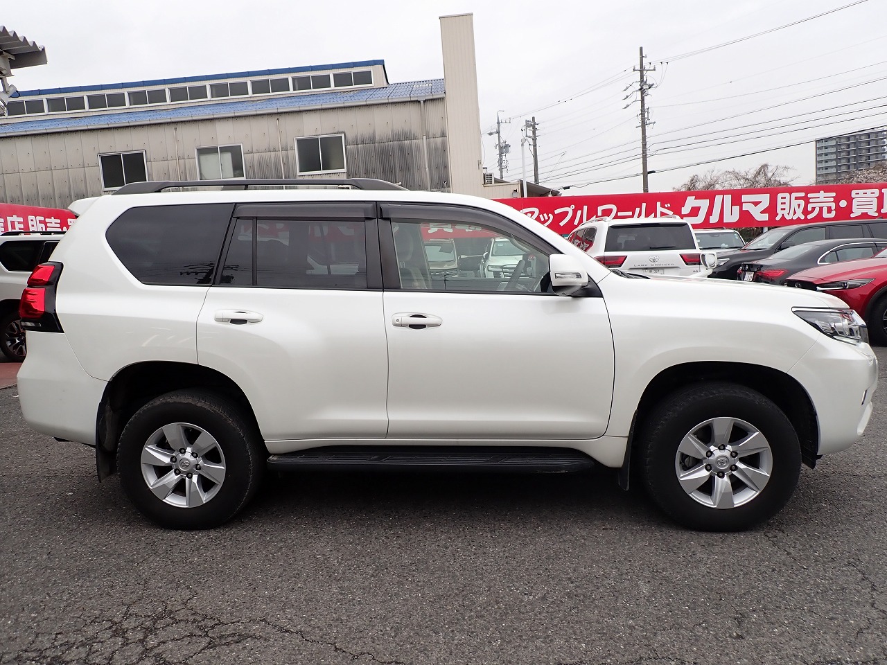 TOYOTA Land Cruiser Prado
