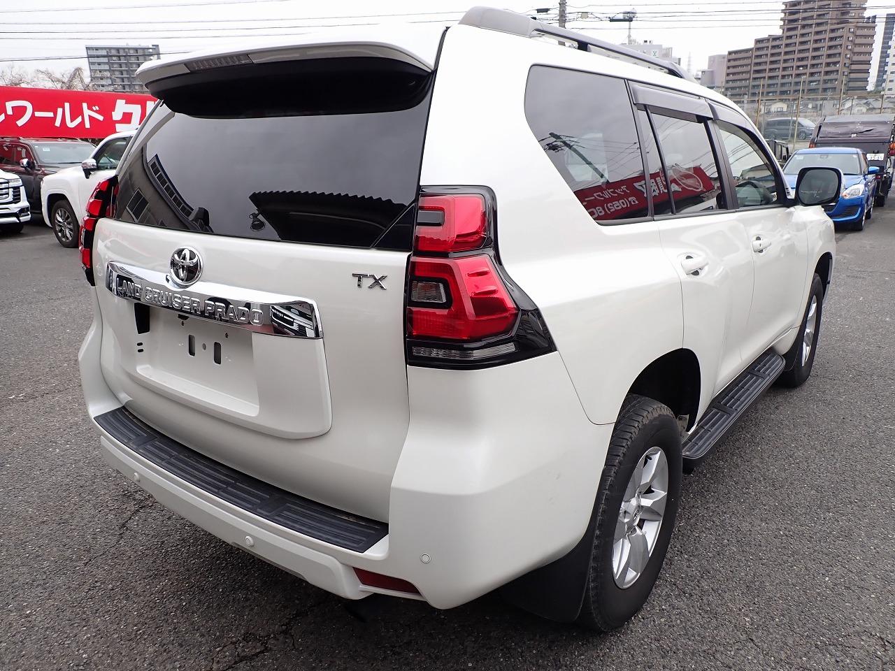 TOYOTA Land Cruiser Prado