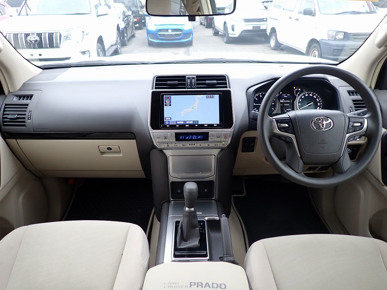 TOYOTA Land Cruiser Prado