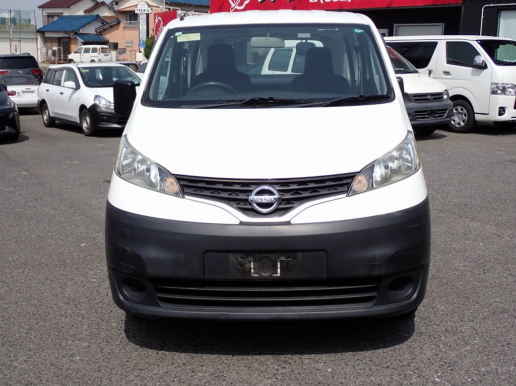 NISSAN NV 200 VANETTE