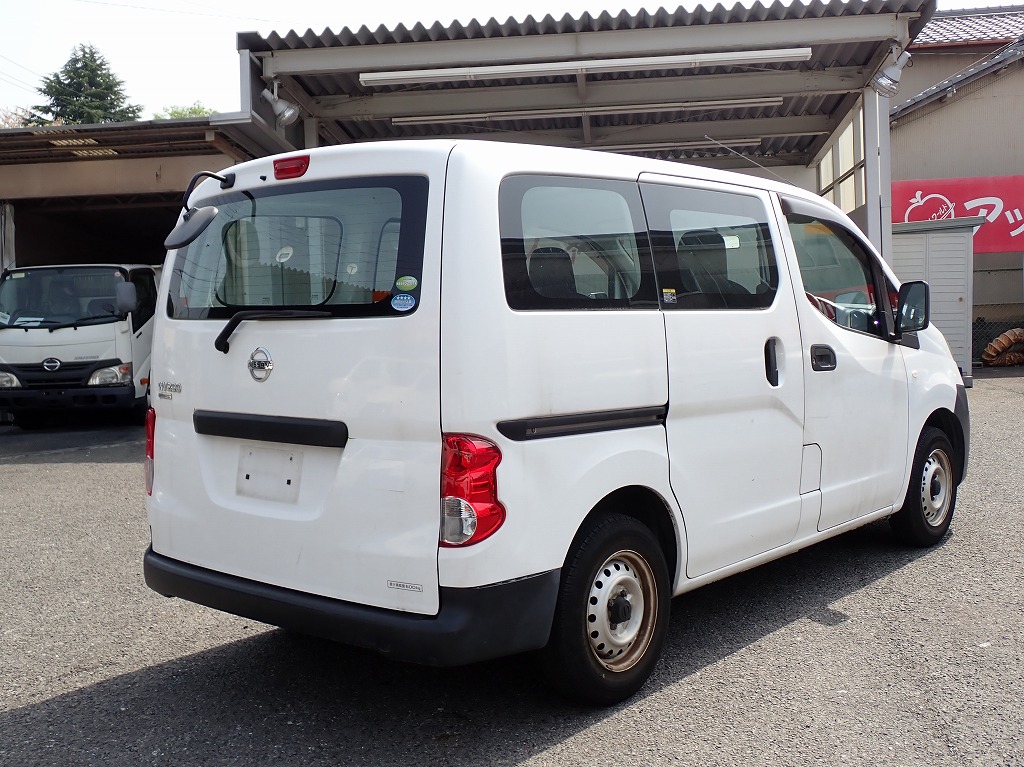 NISSAN NV 200 VANETTE