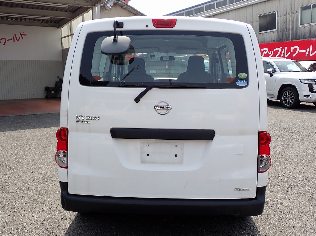 NISSAN NV 200 VANETTE