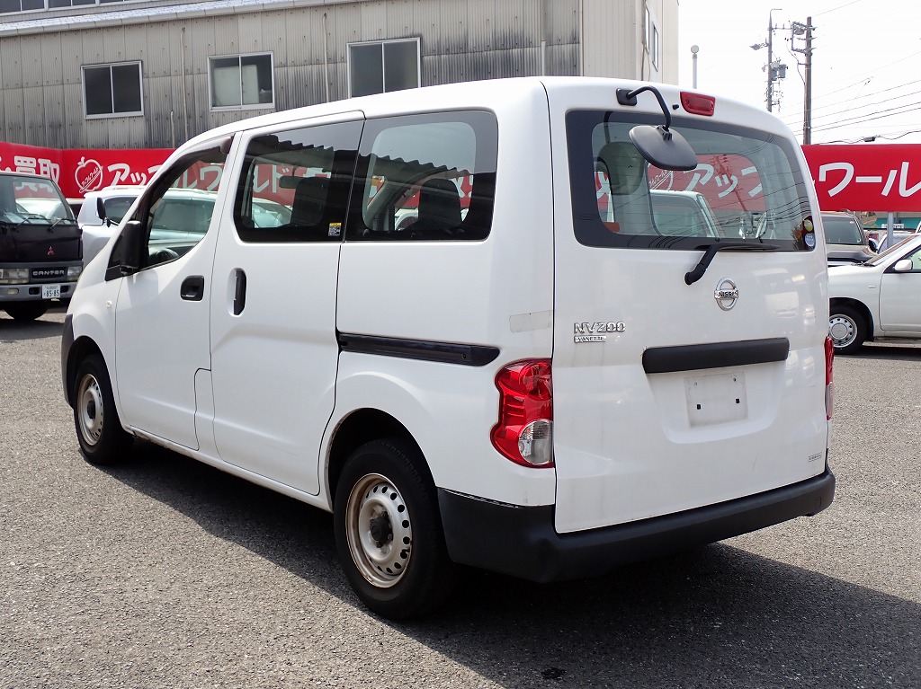 NISSAN NV 200 VANETTE