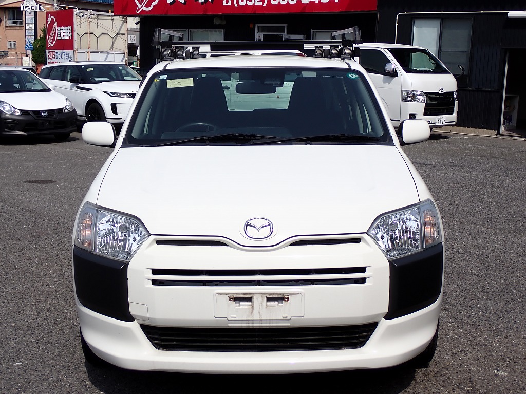 MAZDA Familia Van