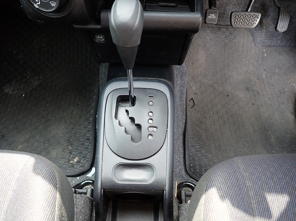MAZDA Familia Van