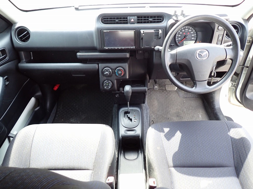MAZDA Familia Van