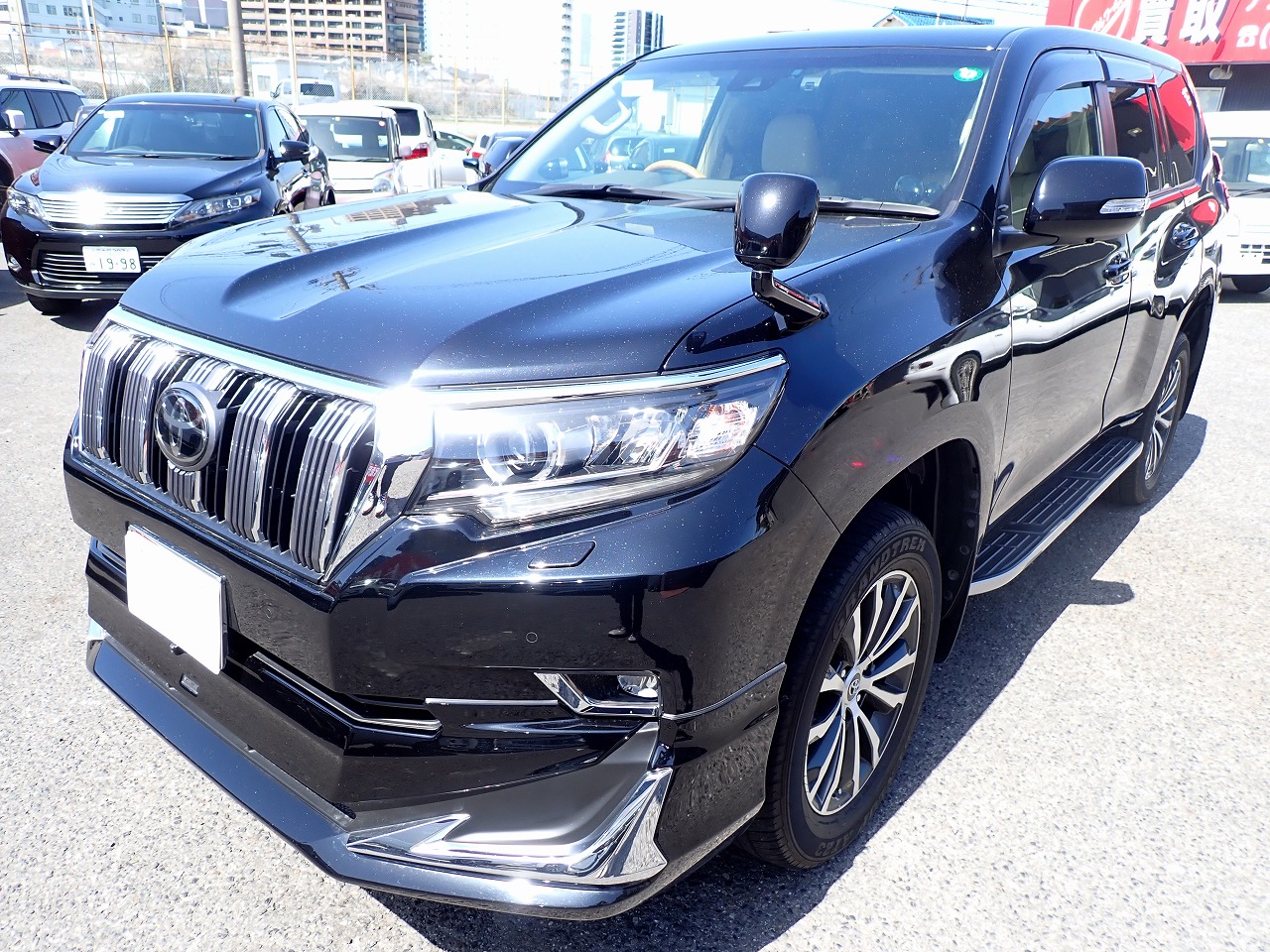 TOYOTA Land Cruiser Prado