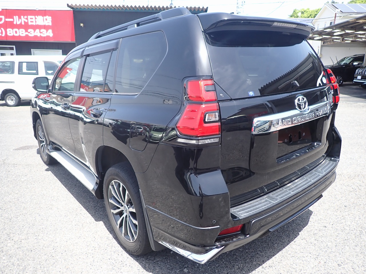 TOYOTA Land Cruiser Prado