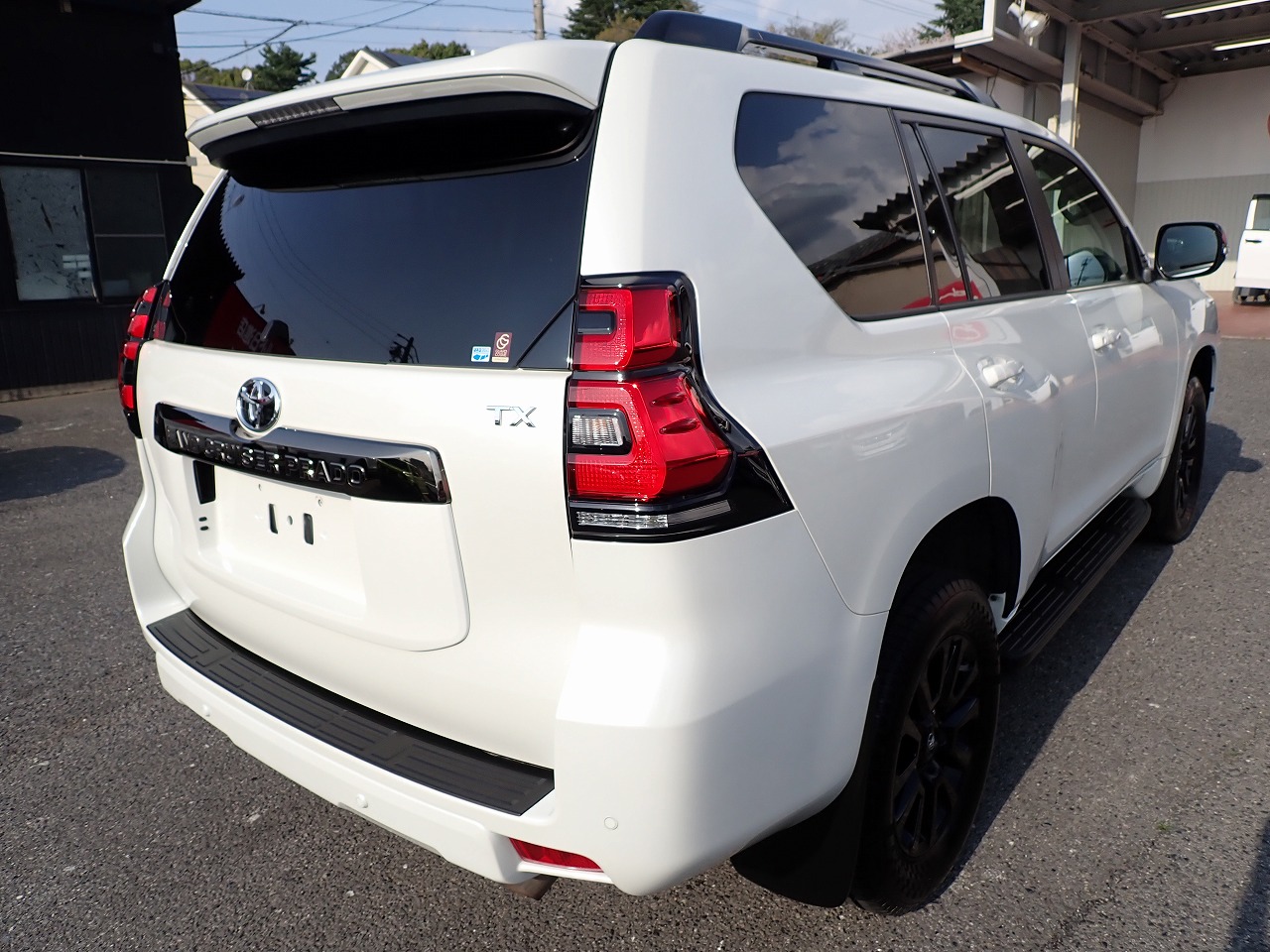 TOYOTA Land Cruiser Prado