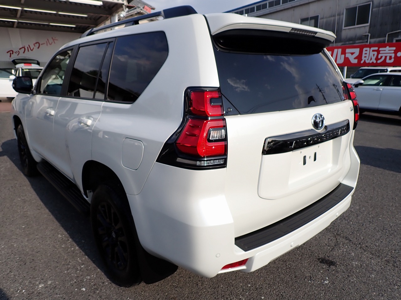 TOYOTA Land Cruiser Prado