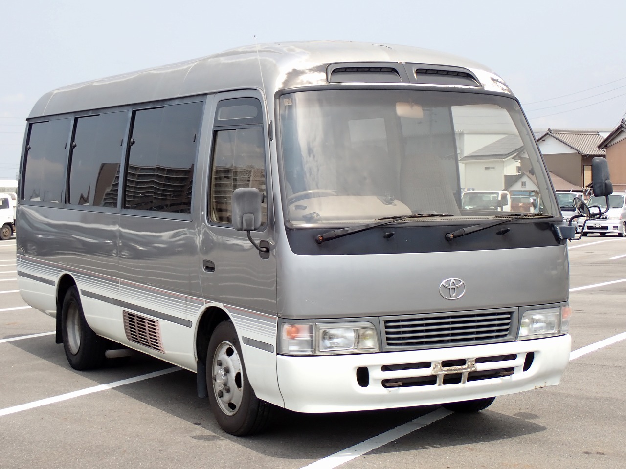 TOYOTA Coaster