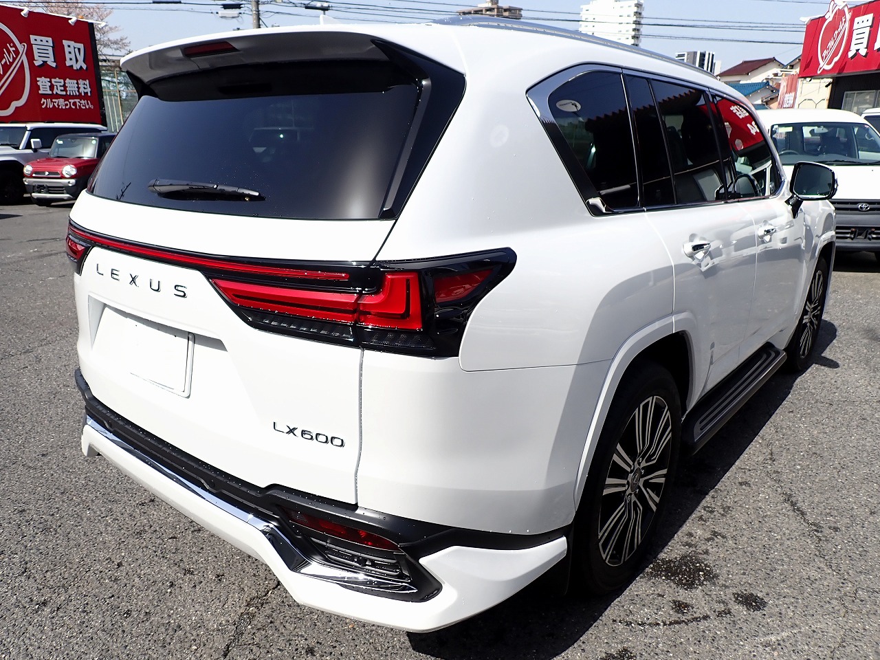 LEXUS LX