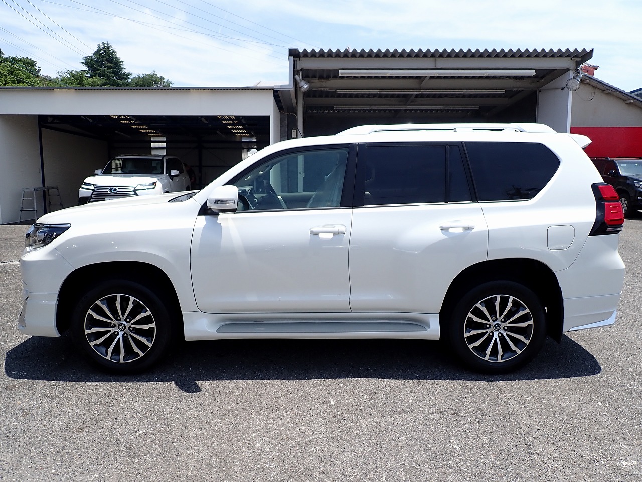 TOYOTA Land Cruiser Prado