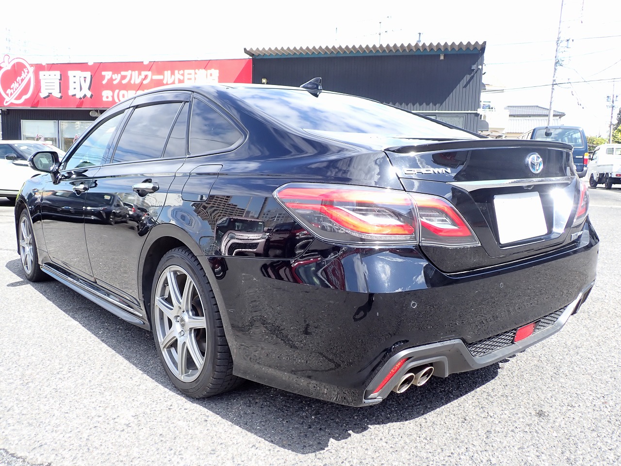 TOYOTA CROWN