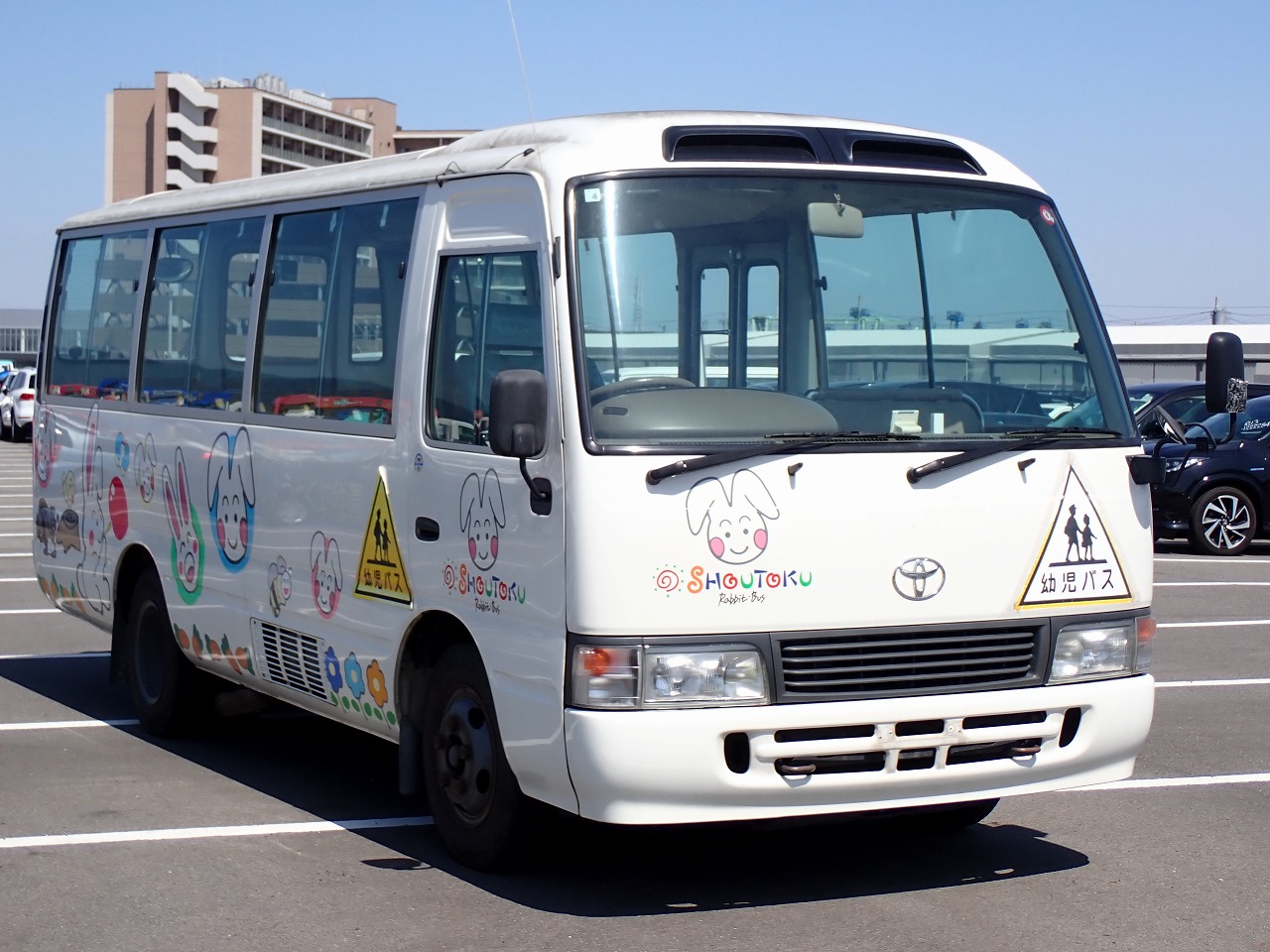 TOYOTA Coaster
