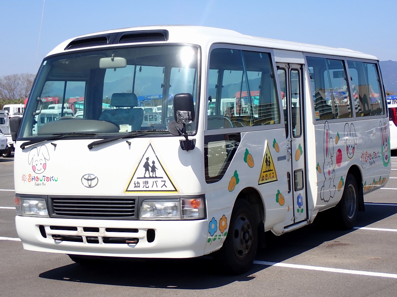 TOYOTA Coaster