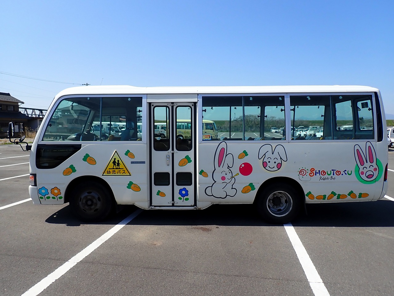 TOYOTA Coaster